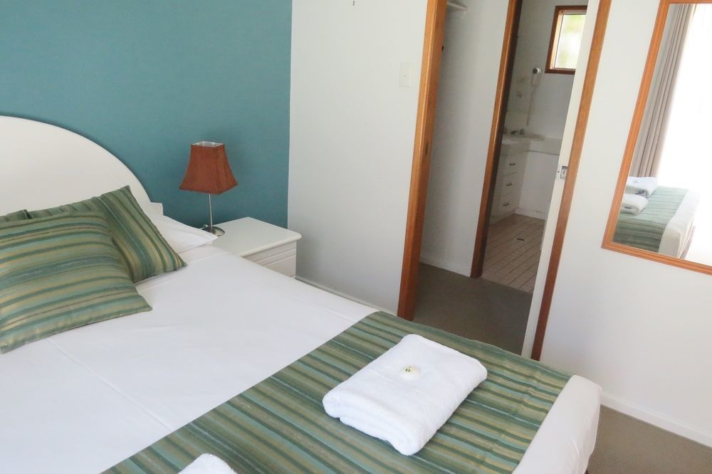The Shores Holiday Apartments Макай Екстериор снимка