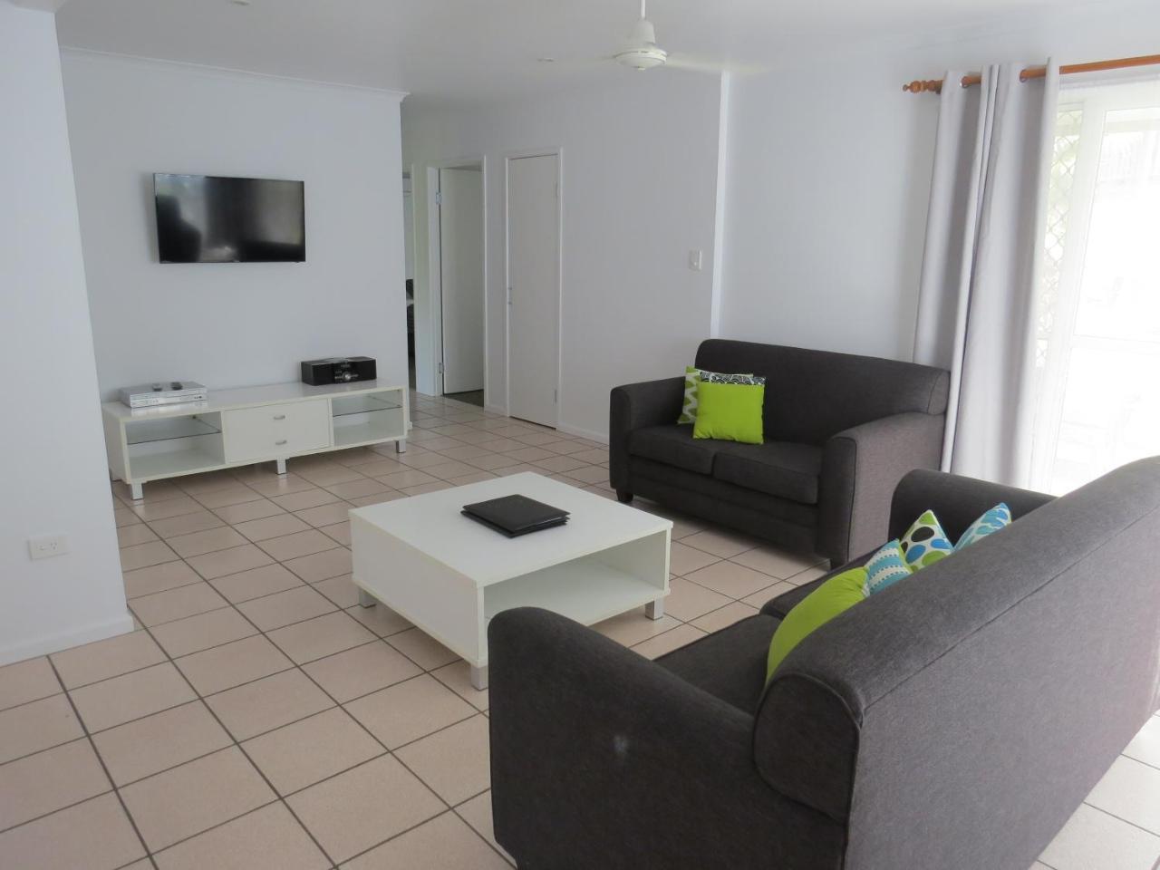 The Shores Holiday Apartments Макай Екстериор снимка